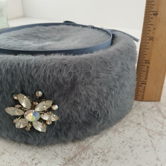 Vintage Jeanne Fashions Gray Faux Fur Pillbox Hat Rhinestone Imported main image 6